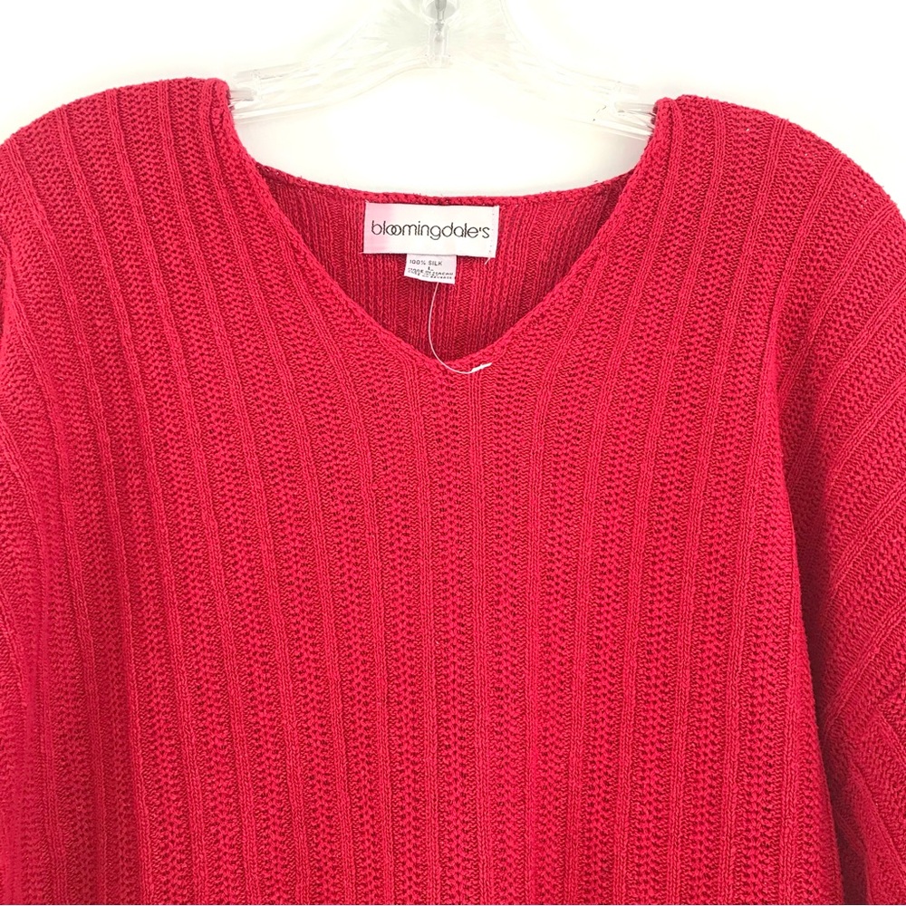 BLOOMINGDALE'S Women's Silk Sweater NWOT